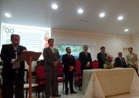 Primeira Igreja Batista de Araguari recebe Diploma de Honra ao Mérito por seus 90 anos de fundação