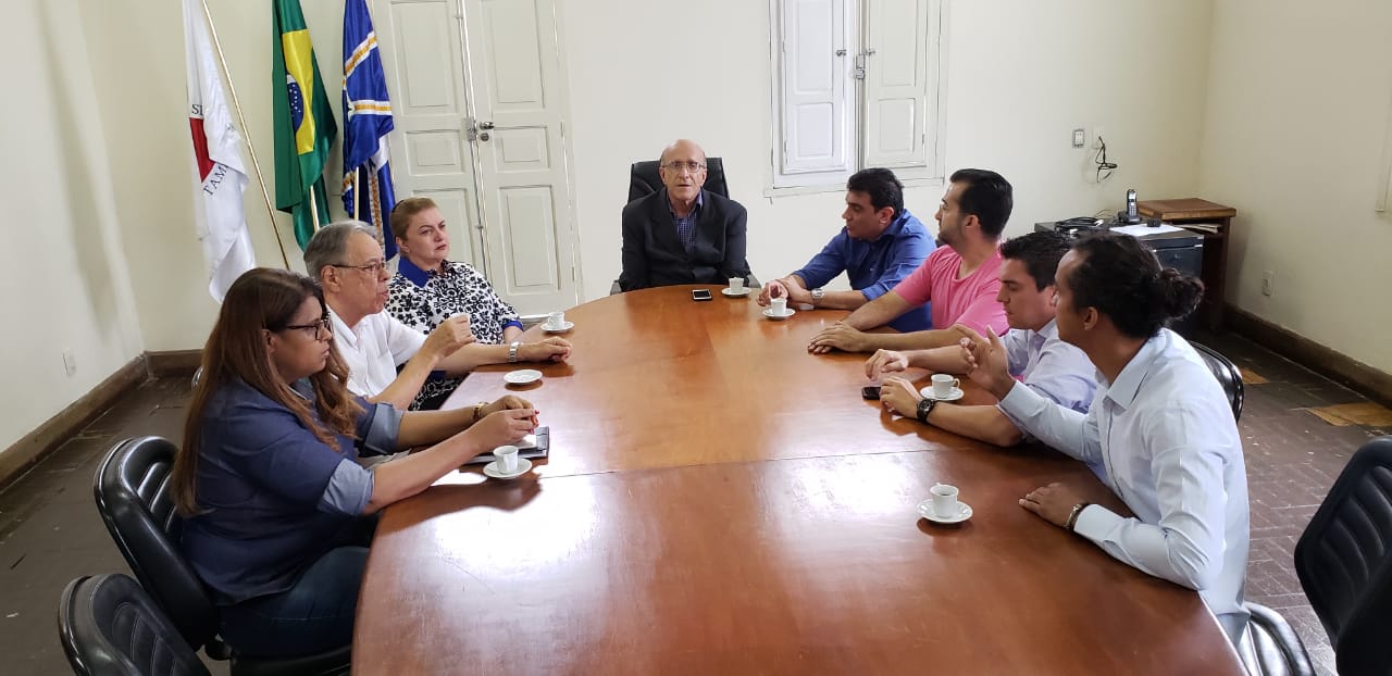 Vereadores e direção da Coocacer fazem reivindicações ao prefeito Municipal 