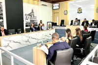 Legislativo aprova projeto que autoriza a doação com encargos de imóvel 