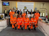 Comandante do Corpo de Bombeiros de Uberlândia visita Legislativo
