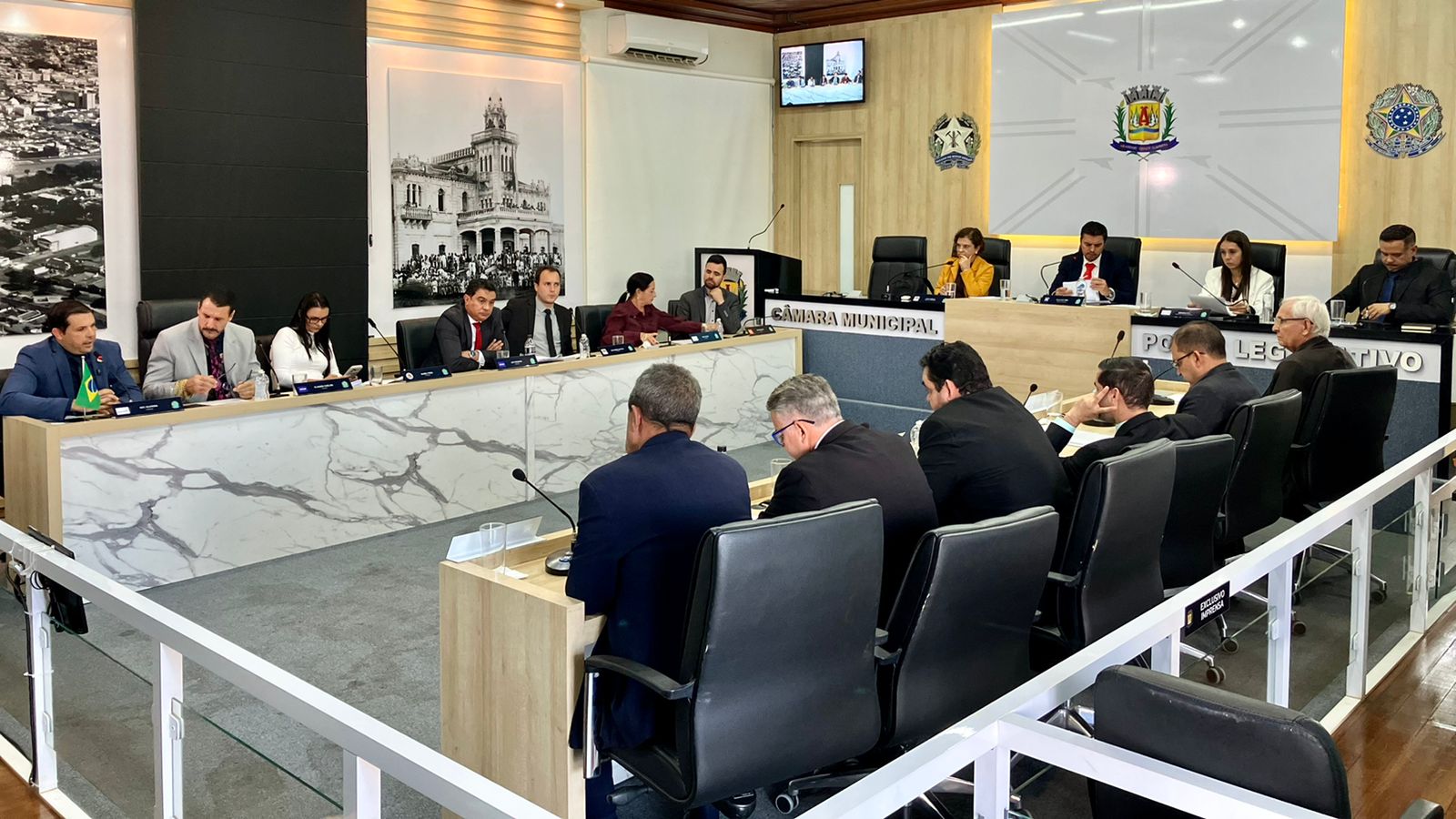 Vereadores aprovam 11 projetos